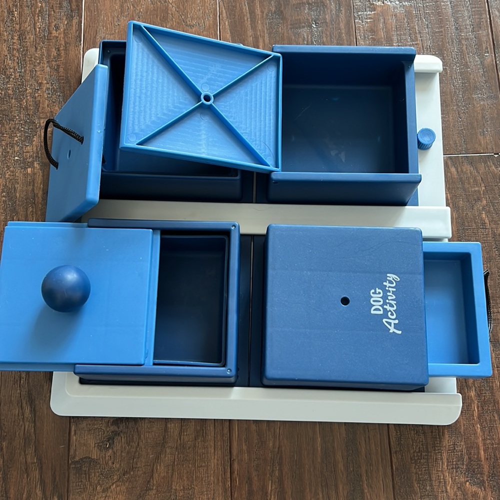 DOG ACTIVITY Poker box 1 - Picture 4 of 6